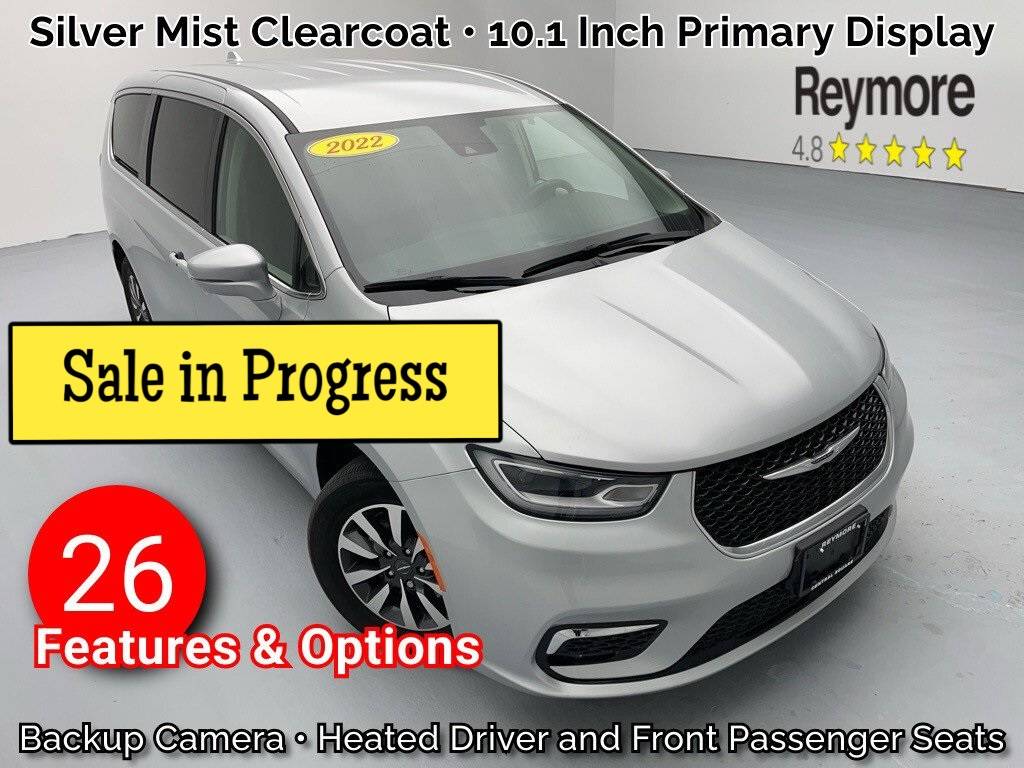 2022 Chrysler Pacifica Hybrid Touring L — Minivan — 30,699 mi — Central Square, NY