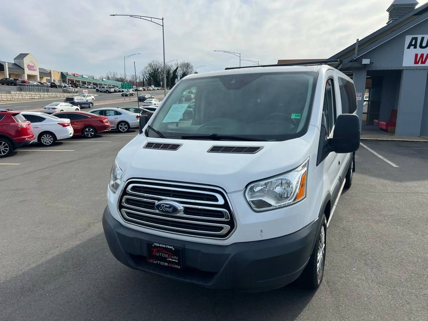 2016 Ford Transit Passenger Wagon T-350 XLT — Passenger Van — 102,509 mi — Woodbridge, VA