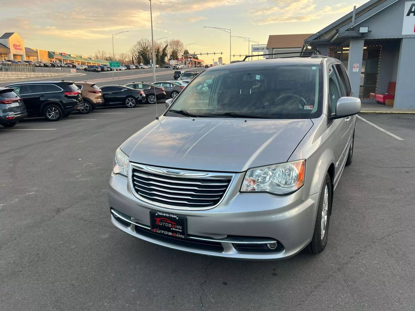 2013 Chrysler Town & Country Touring — Minivan — 75,311 mi — Woodbridge, VA