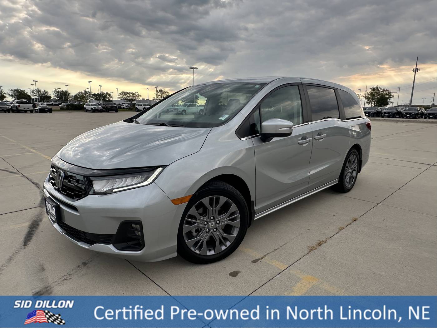 2025 Honda Odyssey Touring — Minivan — 12,255 mi — Lincoln, NE