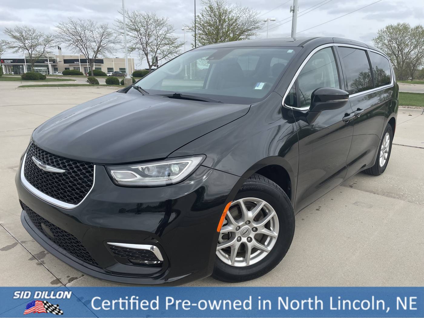 2023 Chrysler Pacifica Touring L — Minivan — 62,255 mi — Lincoln, NE