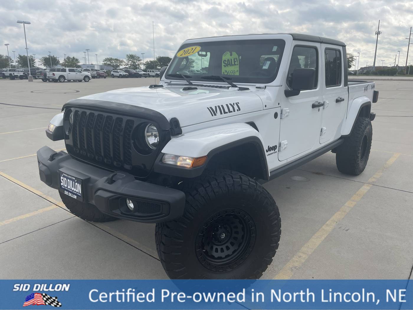 2021 Jeep Gladiator Willys — Pickup Truck — 37,730 mi — Lincoln, NE