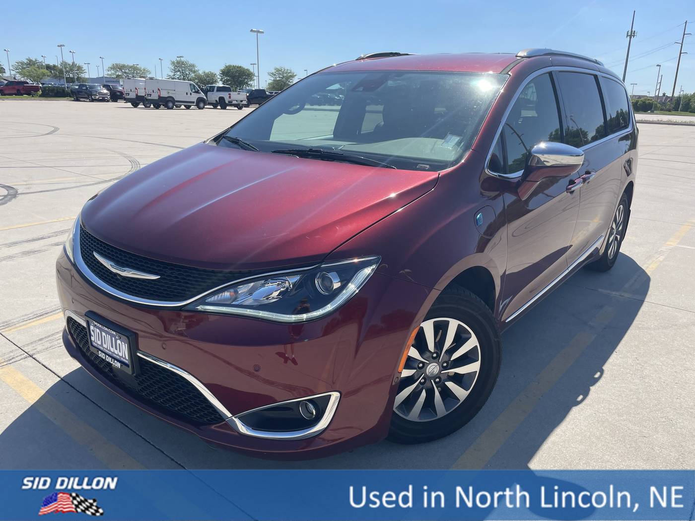 2020 Chrysler Pacifica Hybrid Limited — Minivan — 30,706 mi — Lincoln, NE