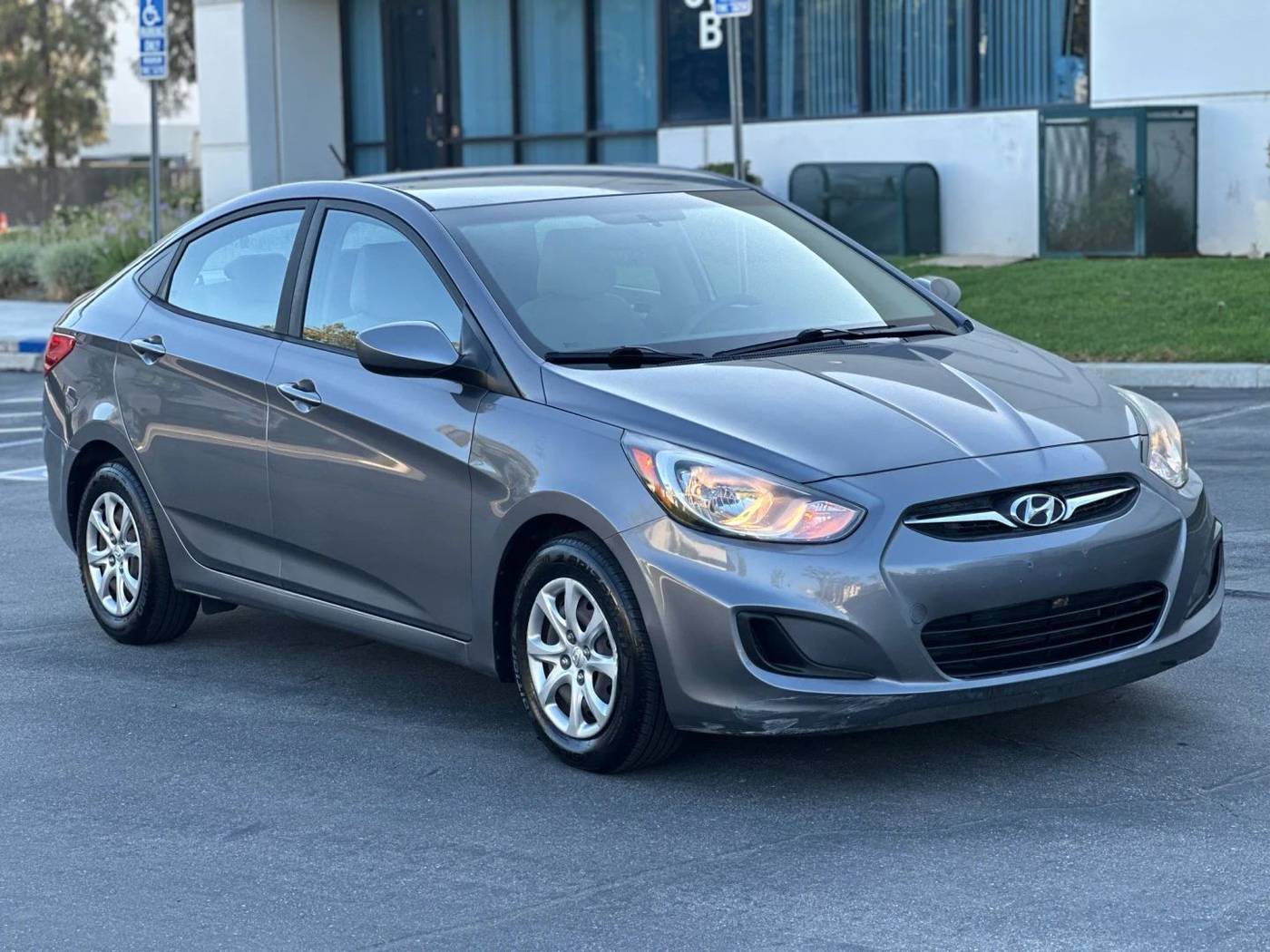 2014 Hyundai Accent GLS — Sedan — 72,270 mi — Corona, CA