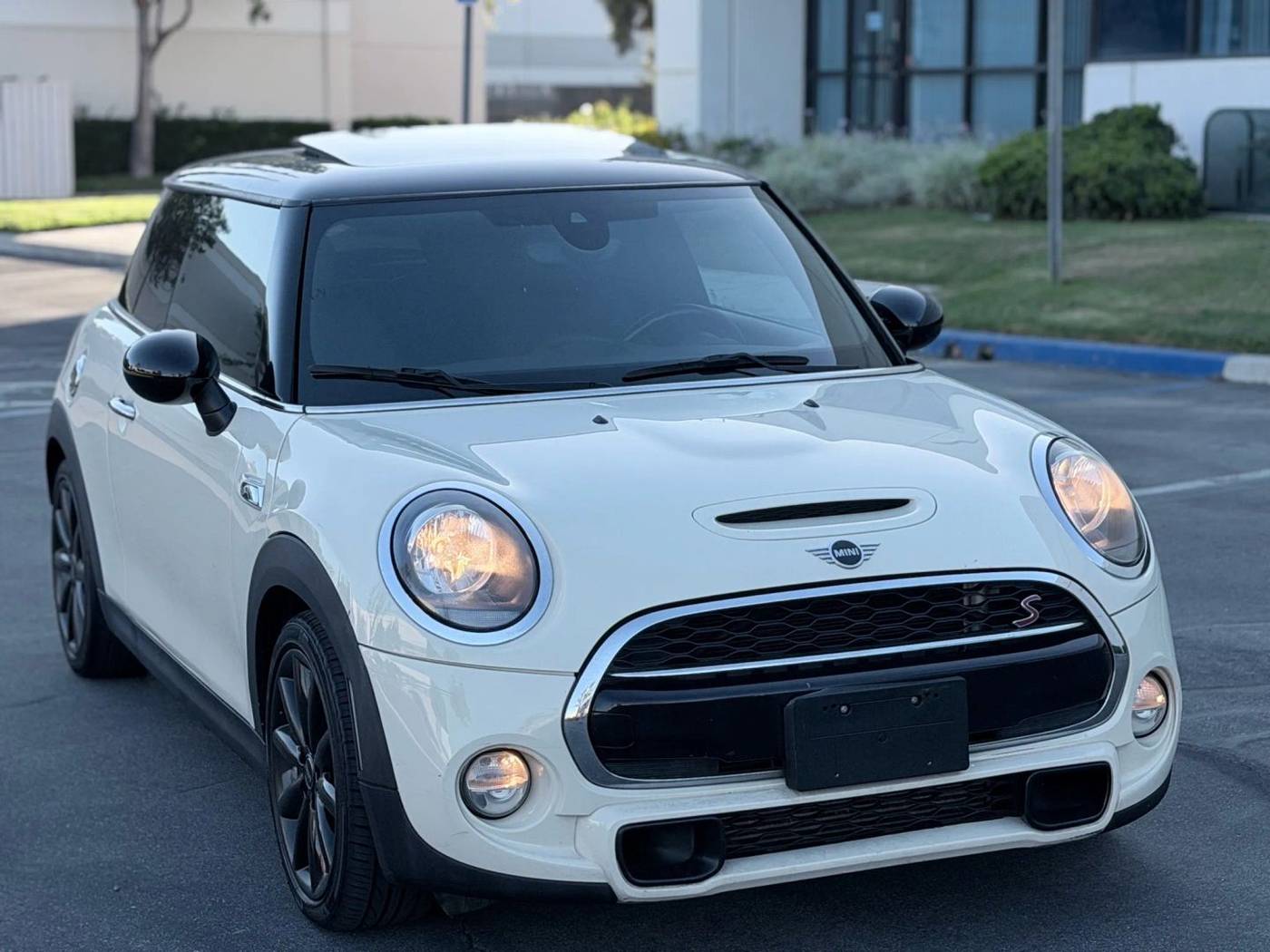 2019 MINI Hardtop Cooper S — Hatchback — 111,123 mi — Corona, CA