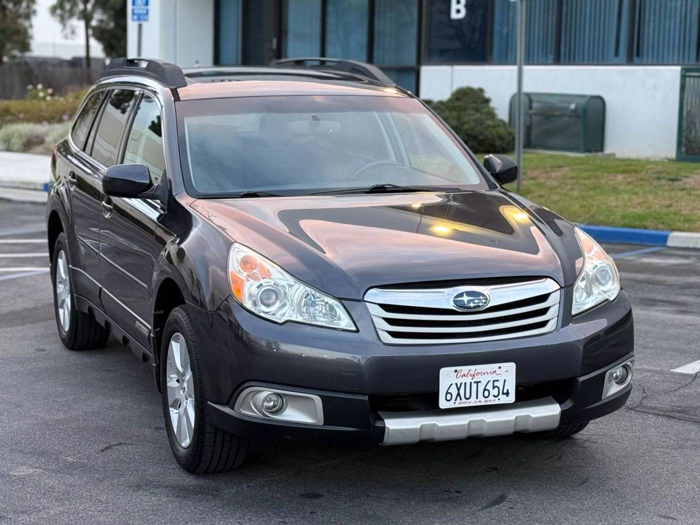 2012 Subaru Outback 2.5i Limited — SUV — 126,268 mi — Corona, CA