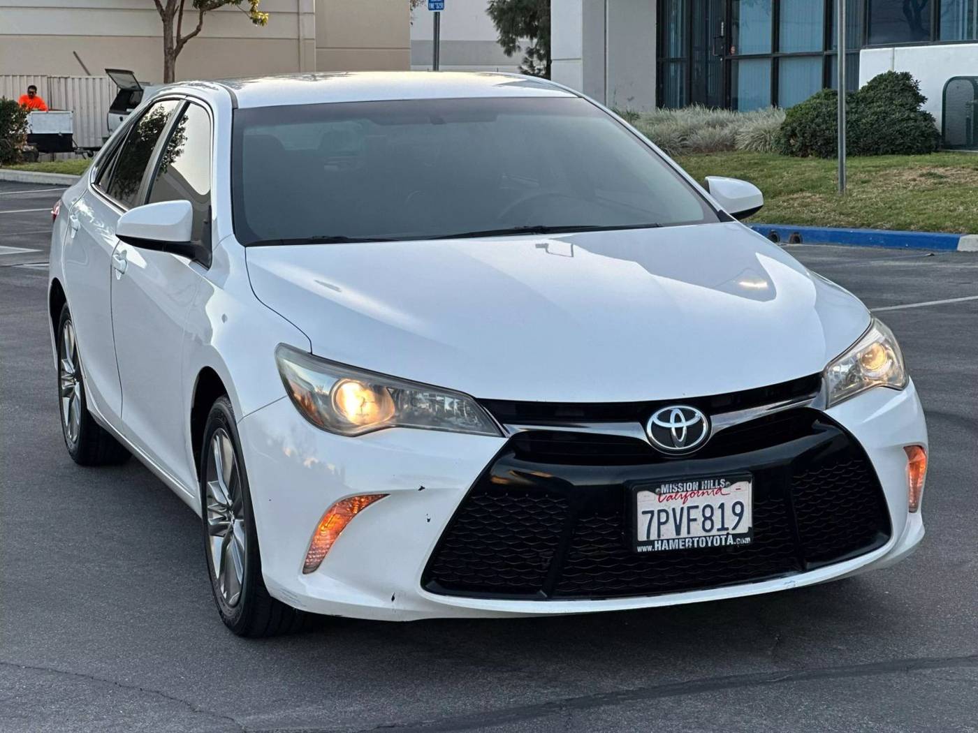 2016 Toyota Camry SE — Sedan — 104,075 mi — Corona, CA