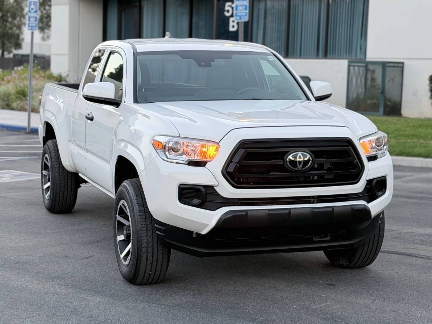 2023 Toyota Tacoma SR — Pickup Truck — 21,473 mi — Corona, CA