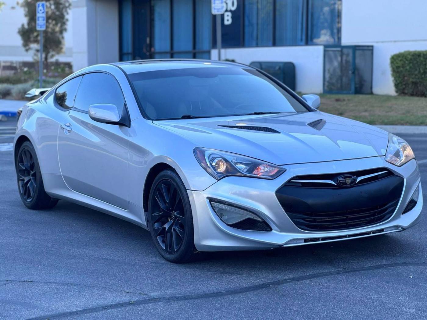 2014 Hyundai Genesis Coupe 2.0T Premium — Coupe — 87,080 mi — Corona, CA