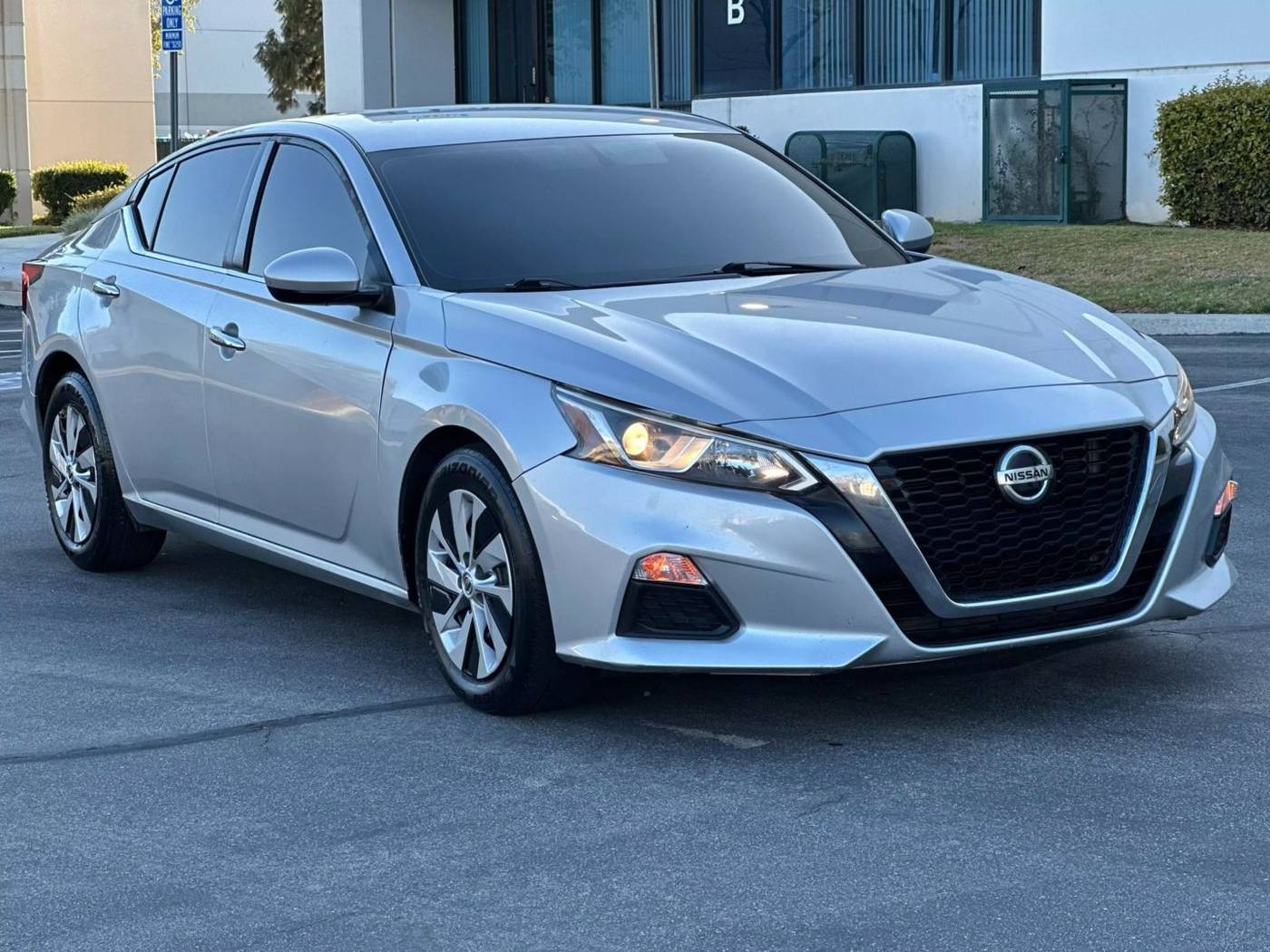 2020 Nissan Altima S — Sedan — 105,170 mi — Corona, CA