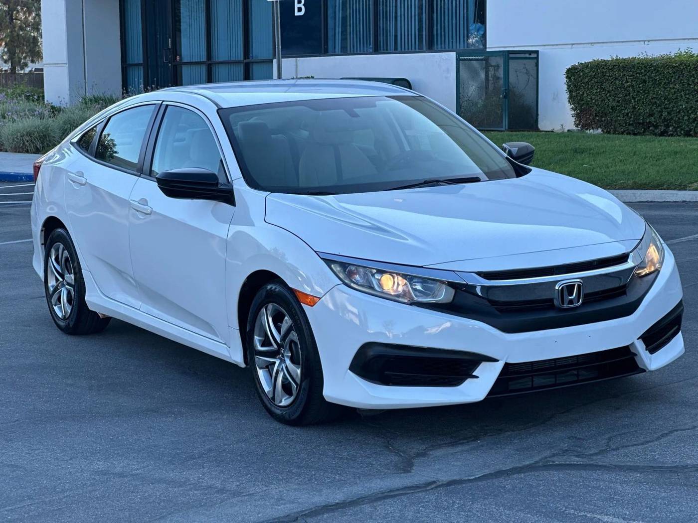 2018 Honda Civic LX — Sedan — 60,253 mi — Corona, CA