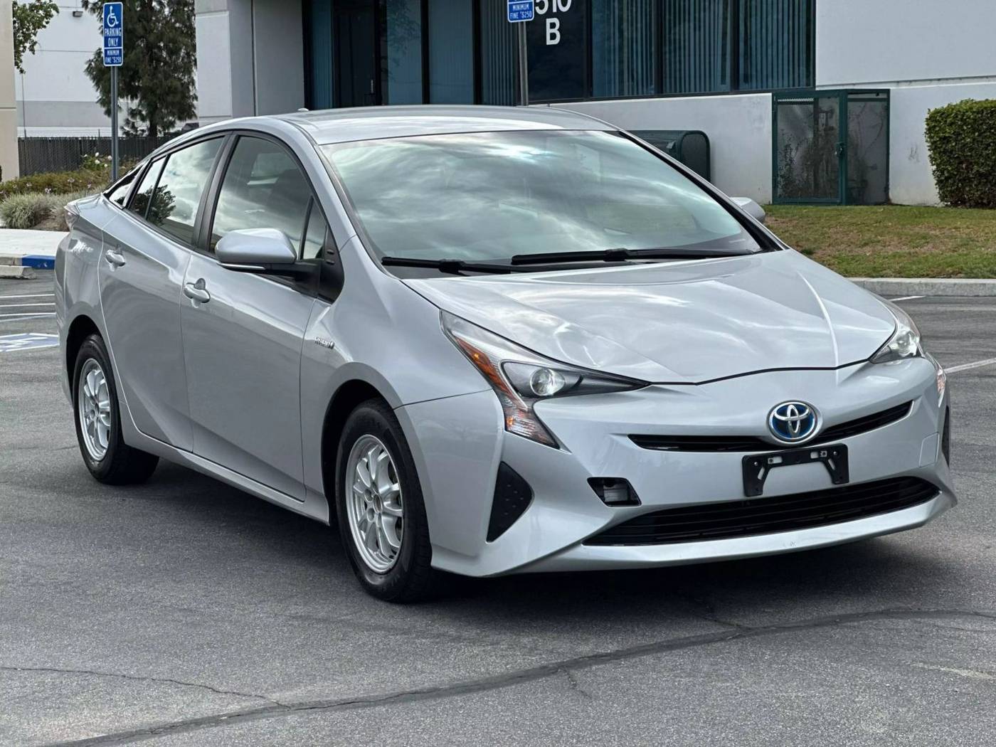 2016 Toyota Prius Two — Hatchback — 91,340 mi — Corona, CA