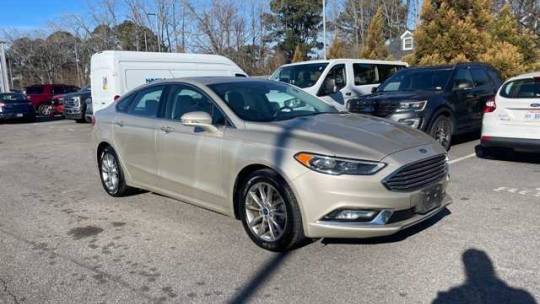 2017 Ford Fusion SE — Sedan — 26,601 mi — Norfolk, VA