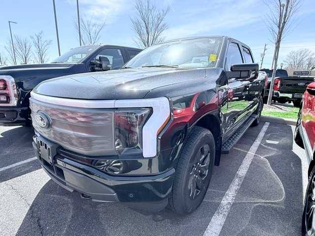 2024 Ford F-150 Lightning LARIAT — Pickup Truck — 6,721 mi — Norfolk, VA