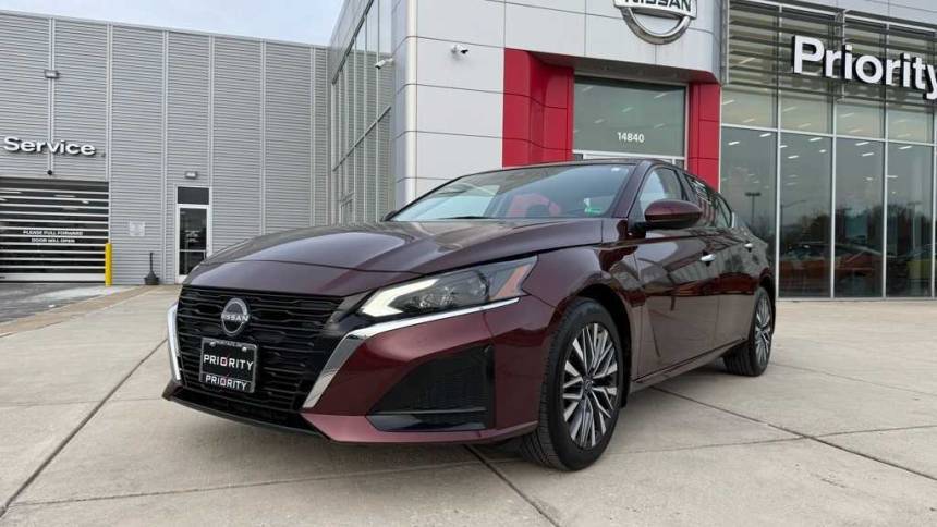 2023 Nissan Altima SV — Sedan — 18,639 mi — Chantilly, VA