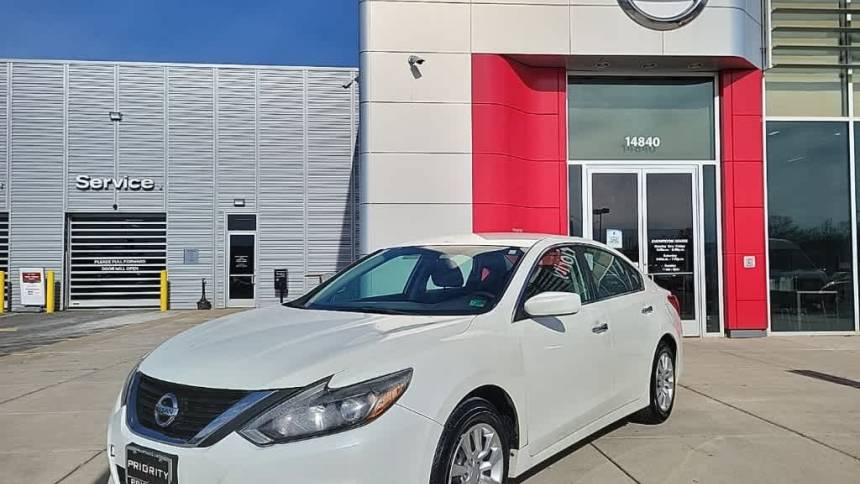 2016 Nissan Altima 2.5 — Sedan — 111,939 mi — Chantilly, VA