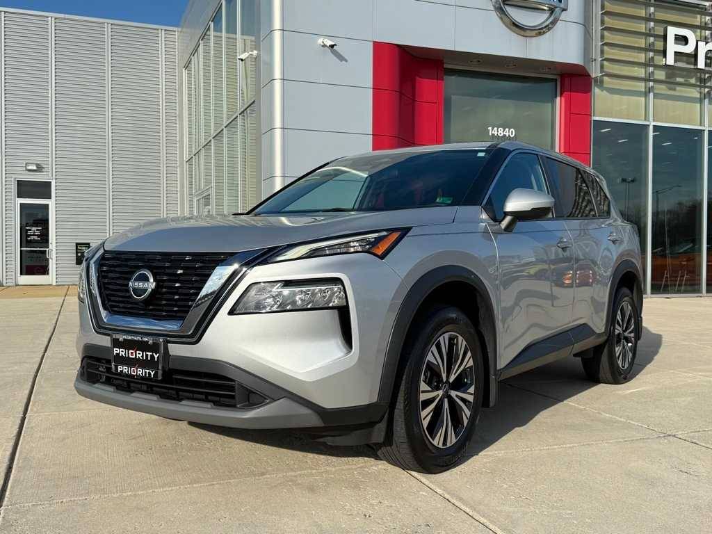 2022 Nissan Rogue SV — SUV — 27,504 mi — Chantilly, VA