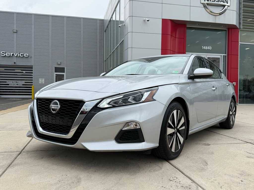 2022 Nissan Altima SV — Sedan — 28,598 mi — Chantilly, VA