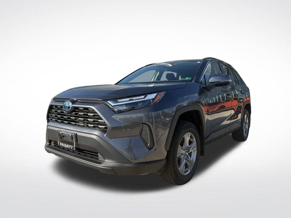 2024 Toyota RAV4 Hybrid XLE — SUV — 15,849 mi — Chantilly, VA