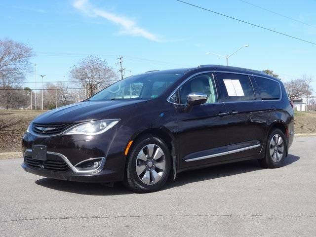 2018 Chrysler Pacifica Hybrid Limited — Minivan — 45,012 mi — Chesapeake, VA