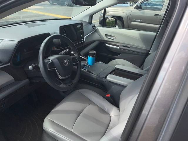 2022 Toyota Sienna XLE — Minivan — 30,433 mi — Chesapeake, VA