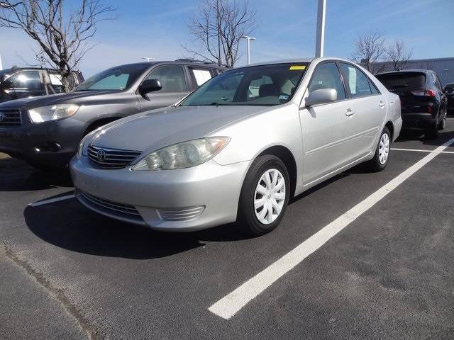 2005 Toyota Camry LE — Sedan — 127,242 mi — Chesapeake, VA