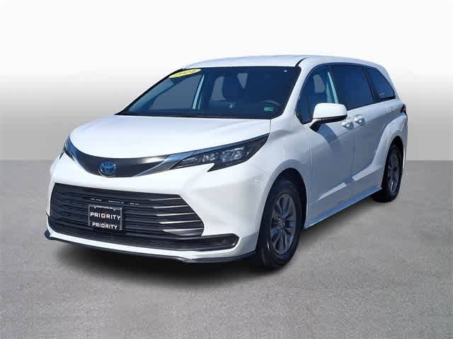 2024 Toyota Sienna LE — Minivan — 34,311 mi — Springfield, VA