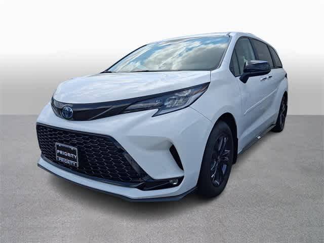 2025 Toyota Sienna XSE — Minivan — 6,813 mi — Springfield, VA
