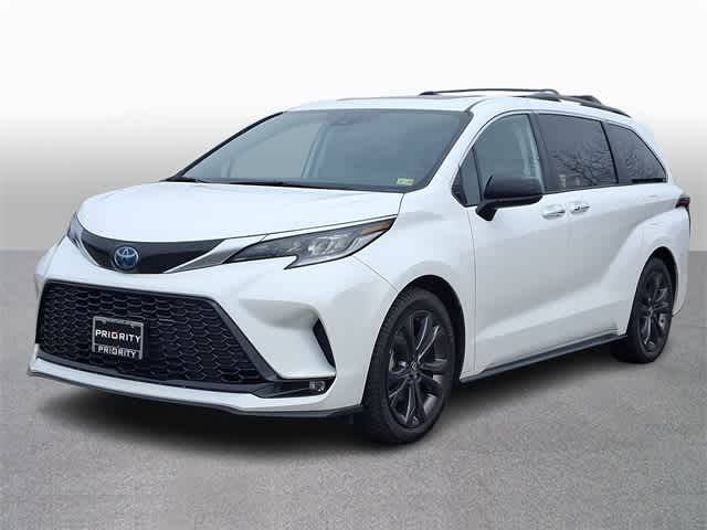 2022 Toyota Sienna XSE — Minivan — 122,970 mi — Springfield, VA