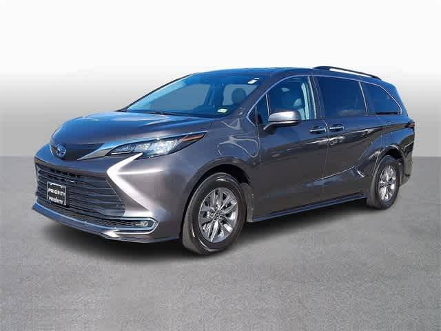 2023 Toyota Sienna XLE — Minivan — 55,261 mi — Springfield, VA