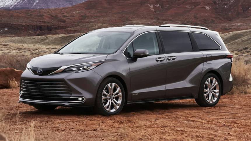 2022 Toyota Sienna XLE — Minivan — 67,590 mi — Springfield, VA