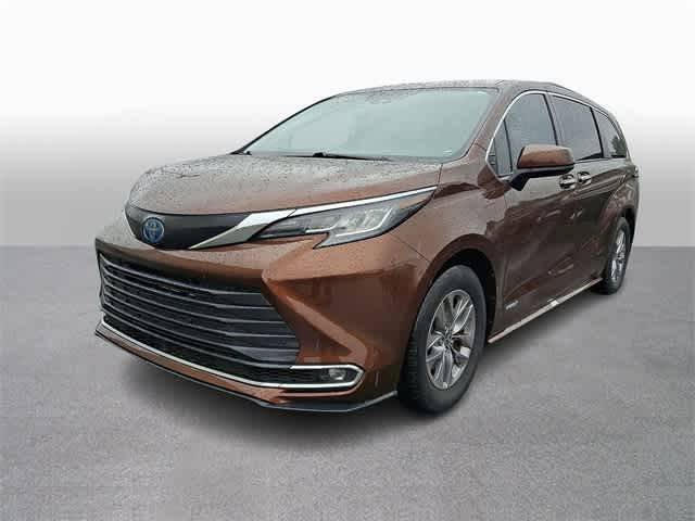 2021 Toyota Sienna XLE — Minivan — 109,752 mi — Springfield, VA