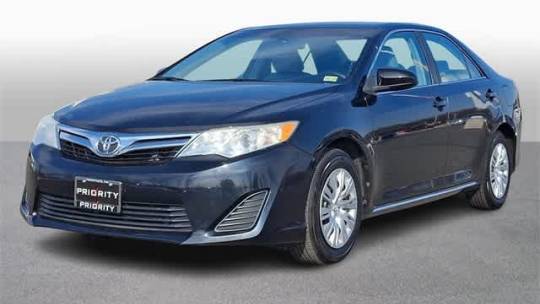 2013 Toyota Camry L — Sedan — 75,789 mi — Springfield, VA