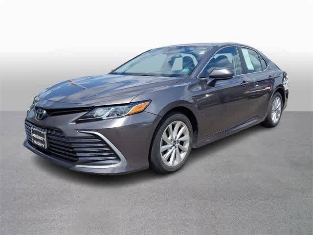 2022 Toyota Camry LE — Sedan — 21,749 mi — Springfield, VA