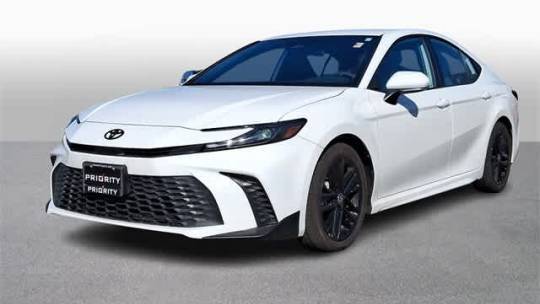2025 Toyota Camry SE — Sedan — 8,066 mi — Springfield, VA