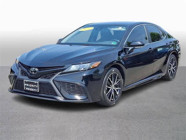 2022 Toyota Camry SE — Sedan — 32,715 mi — Springfield, VA