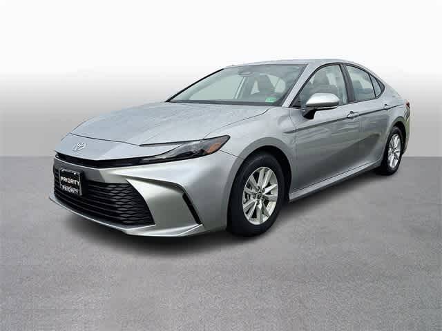2025 Toyota Camry Hybrid LE — Sedan — 32,348 mi — Springfield, VA