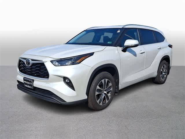 2025 Toyota Highlander XLE — SUV — 5,338 mi — Springfield, VA
