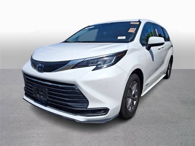 2021 Toyota Sienna LE — Minivan — 46,685 mi — Springfield, VA
