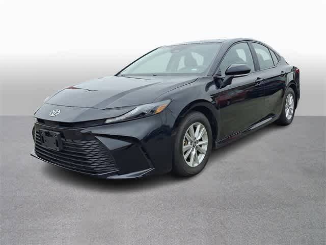 2025 Toyota Camry Hybrid LE — Sedan — 13,388 mi — Springfield, VA