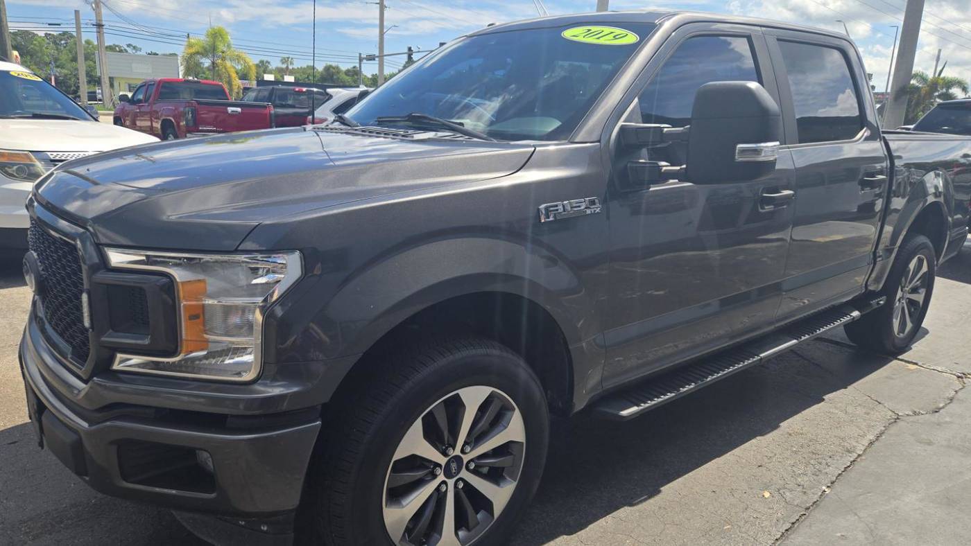 2019 Ford F-150 XL — Pickup Truck — 116,897 mi — port st lucie, FL