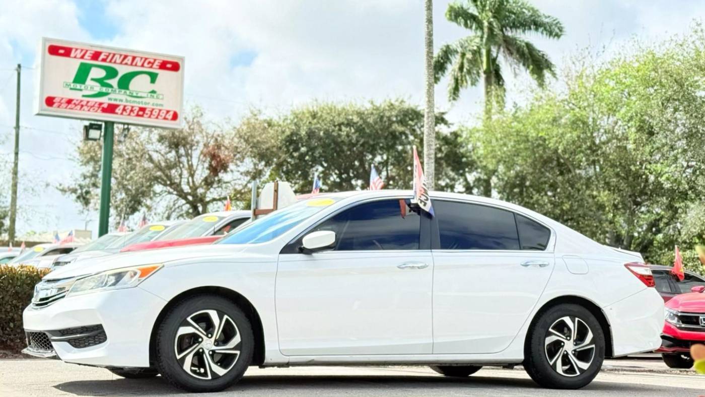 2017 Honda Accord LX — Sedan — 111,890 mi — port st lucie, FL