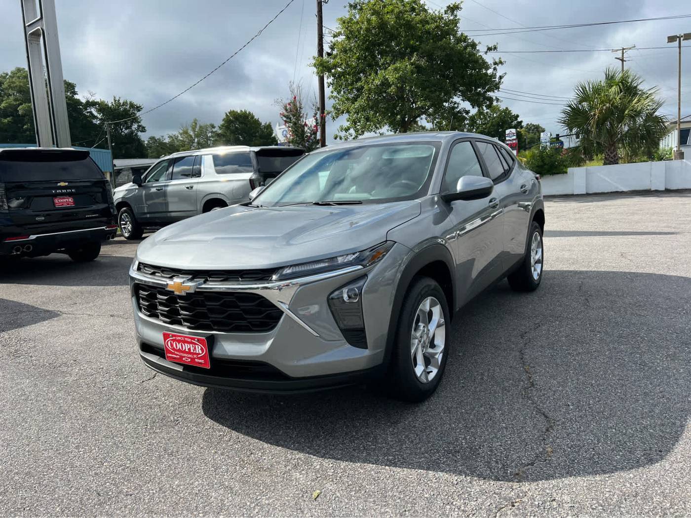 2025 Chevrolet Trax LS