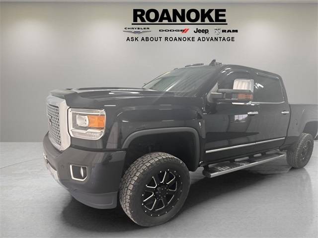 2017 GMC Sierra 2500HD Denali — Pickup Truck — 116,672 mi — Roanoke, IL