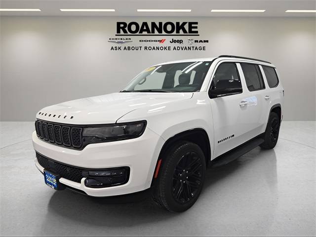 2023 Jeep Wagoneer Carbide — SUV — 5,213 mi — Roanoke, IL