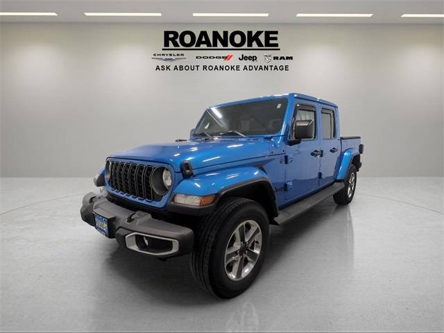 2024 Jeep Gladiator Sport S — Pickup Truck — 4,697 mi — Roanoke, IL