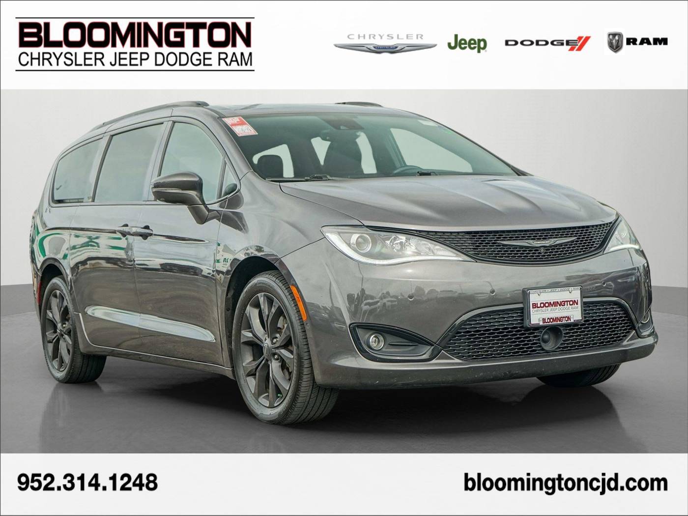 2019 Chrysler Pacifica Limited — Minivan — 103,972 mi — Bloomington, MN
