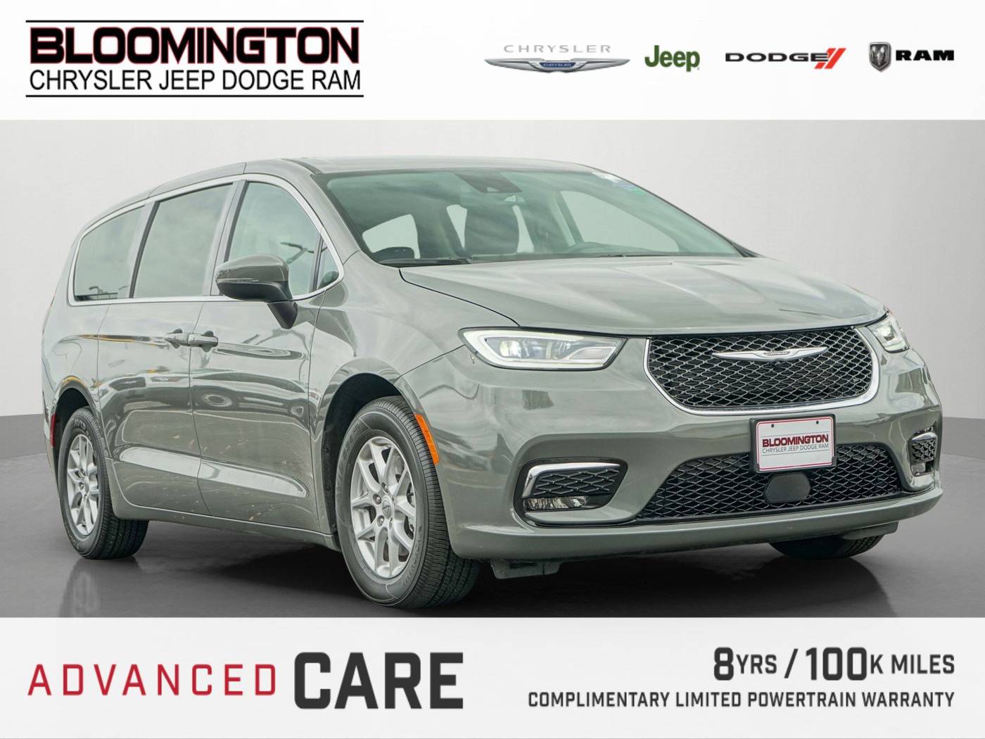 2023 Chrysler Pacifica Touring L — Minivan — 13,742 mi — Bloomington, MN