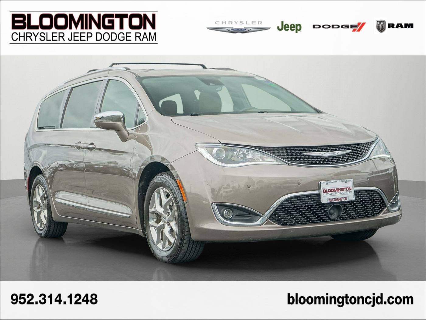 2017 Chrysler Pacifica Limited — Minivan — 93,041 mi — Bloomington, MN