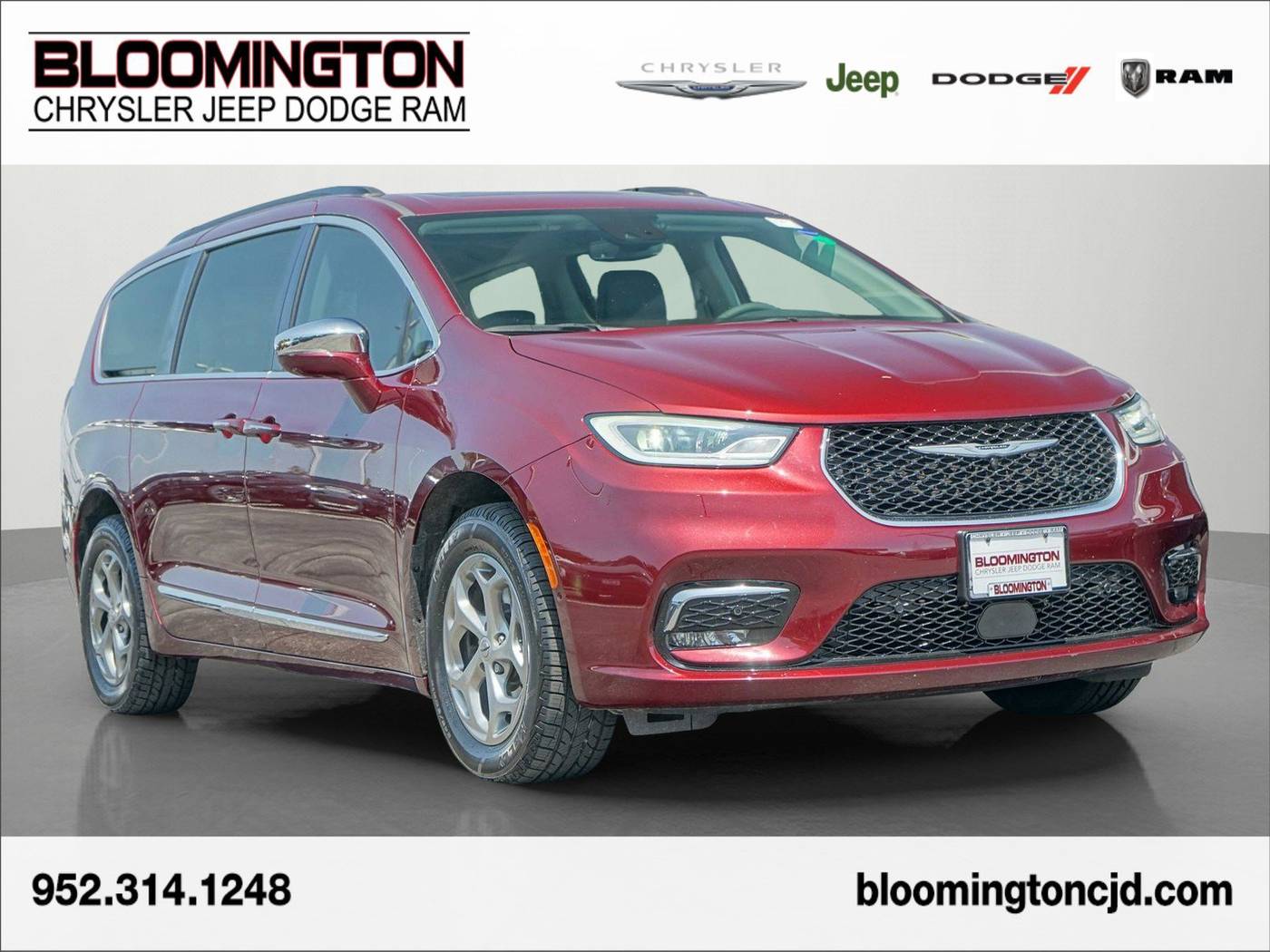 2022 Chrysler Pacifica Limited — Minivan — 30,925 mi — Bloomington, MN